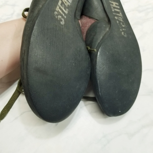 5.10 Five Ten Stealth C4 Men’s Climbing Shoes Red Green Black Size 7.5 - Picture 3 of 16